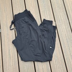 Lululemon Athletica Black Unlined Dance Pant Joggers